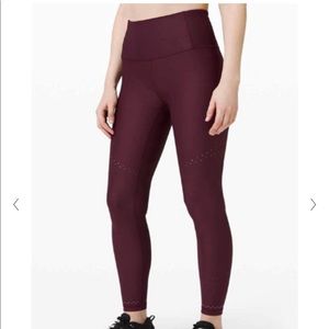 NWT Lululemon 28” in focus run tight